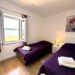 Apartment Mirko Ljubac *