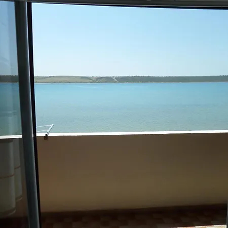 Apartment Mirko Ljubac Razanac