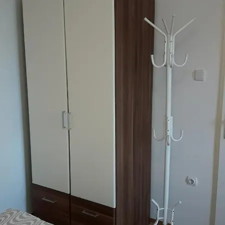 公寓 Mirko Ljubac Ražanac