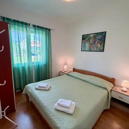 Mirko Ljubac Apartment Razanac