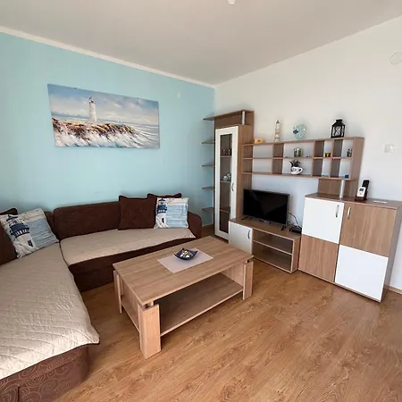 Apartment Mirko Ljubac Razanac
