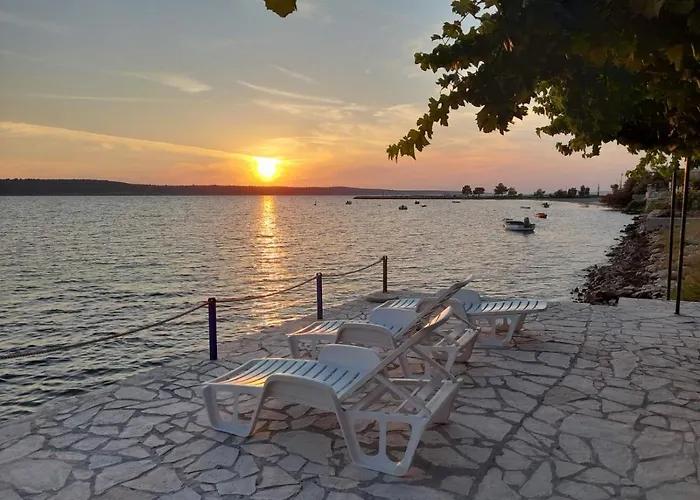 Mirko Ljubac Apartman Ražanac